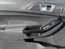 Ford Fiesta Zetec - U10940