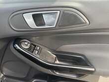 Ford Fiesta Zetec - U10940