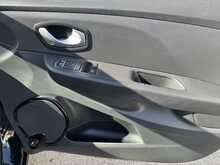 Renault Clio TCe Iconic - U10941