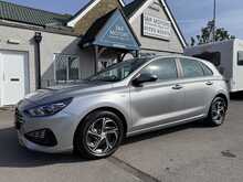 Hyundai i30 T-GDi MHEV SE Connect - U10946