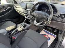 Hyundai i30 T-GDi MHEV SE Connect - U10946