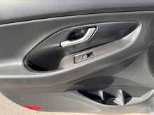 Hyundai i30 T-GDi MHEV SE Connect - U10946