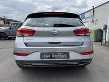 Hyundai i30 T-GDi MHEV SE Connect - U10946