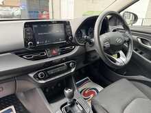 Hyundai i30 T-GDi MHEV SE Connect - U10946