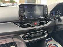 Hyundai i30 T-GDi MHEV SE Connect - U10946