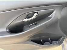 Hyundai i30 T-GDi MHEV SE Connect - U10947