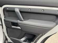 Land Rover Defender 110 D350 MHEV X-Dynamic SE - U10954