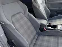 Volkswagen Golf TDI GTD - U10959