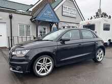 Audi A1 TDI S line - U10960
