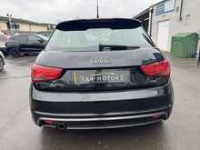 Audi A1 TDI S line - U10960