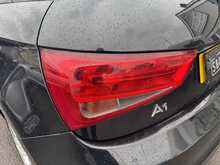 Audi A1 TDI S line - U10960