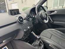 Audi A1 TDI S line - U10960