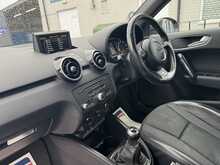 Audi A1 TDI S line - U10960
