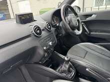 Audi A1 TDI S line - U10960