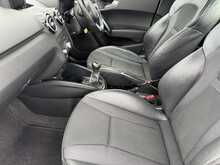 Audi A1 TDI S line - U10960