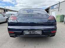 Porsche Panamera D V6 - U10963