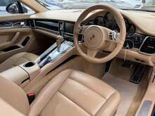 Porsche Panamera D V6 - U10963