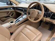 Porsche Panamera D V6 - U10963