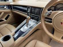 Porsche Panamera D V6 - U10963