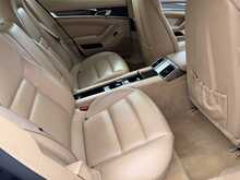 Porsche Panamera D V6 - U10963