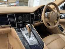 Porsche Panamera D V6 - U10963