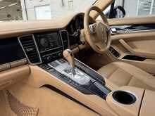 Porsche Panamera D V6 - U10963