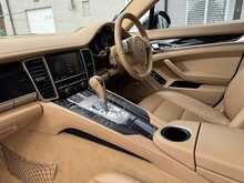 Porsche Panamera D V6 - U10963