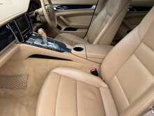 Porsche Panamera D V6 - U10963