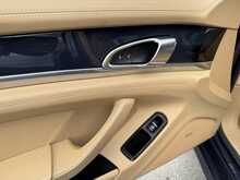 Porsche Panamera D V6 - U10963