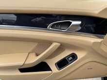 Porsche Panamera D V6 - U10963