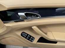 Porsche Panamera D V6 - U10963