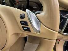 Porsche Panamera D V6 - U10963