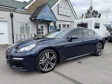 Porsche Panamera D V6 - U10963