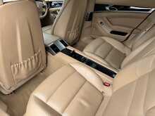 Porsche Panamera D V6 - U10963