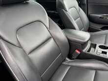 Kia Sportage T-GDi 4 - U10964