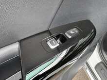 Kia Sportage T-GDi 4 - U10964