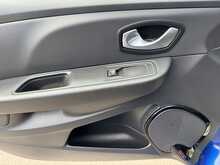 Renault Clio TCe ECO Dynamique Nav - U10966