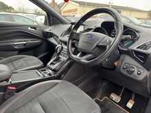 Ford Kuga TDCi ST-Line - U10968