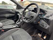 Ford Kuga TDCi ST-Line - U10968