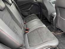 Ford Kuga TDCi ST-Line - U10968