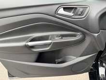 Ford Kuga TDCi ST-Line - U10968