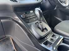 Ford Kuga TDCi ST-Line - U10968