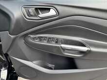 Ford Kuga TDCi ST-Line - U10968