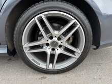 Mercedes-Benz E Class E220 CDI AMG Sport - U10972