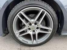 Mercedes-Benz E Class E220 CDI AMG Sport - U10972
