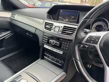 Mercedes-Benz E Class E220 CDI AMG Sport - U10972