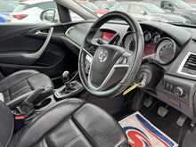 Vauxhall Astra CDTi ecoFLEX Elite - U10975