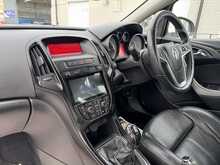 Vauxhall Astra CDTi ecoFLEX Elite - U10975