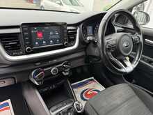 Kia Stonic CRDi 2 - U10978