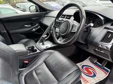Jaguar E-PACE P250 R-Dynamic SE - U10982